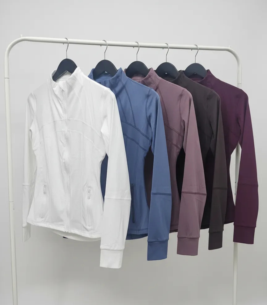 Campera Deportiva Clasica - 1003176604.jpg