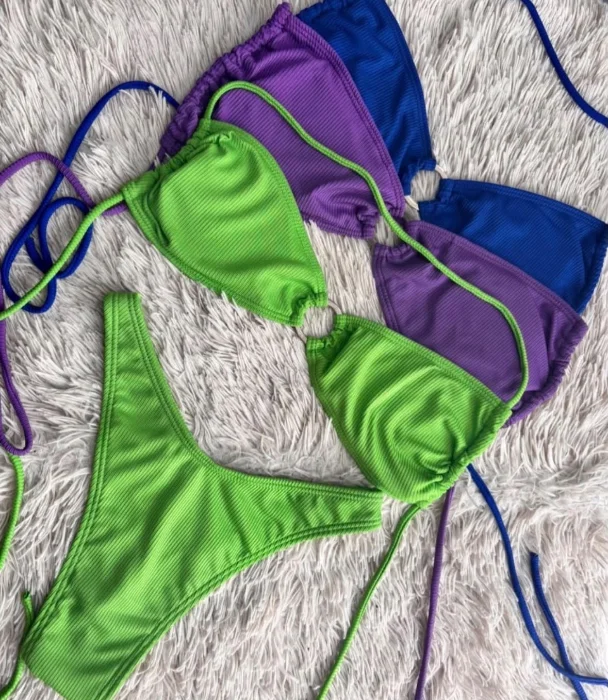 (art. 2128) Bikinis