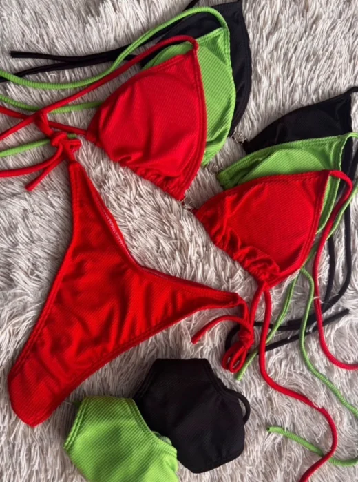 (art. 2125) Bikinis