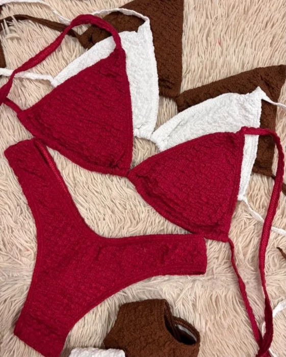 (art. 2112) Bikinis