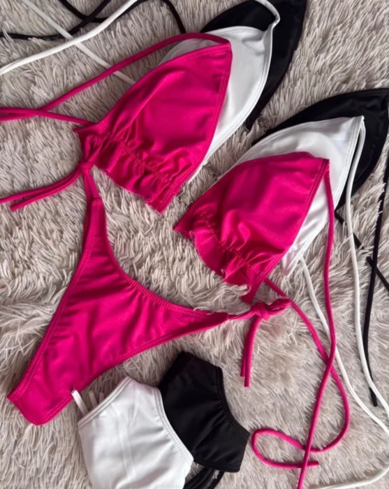 (art. 2139) Bikinis