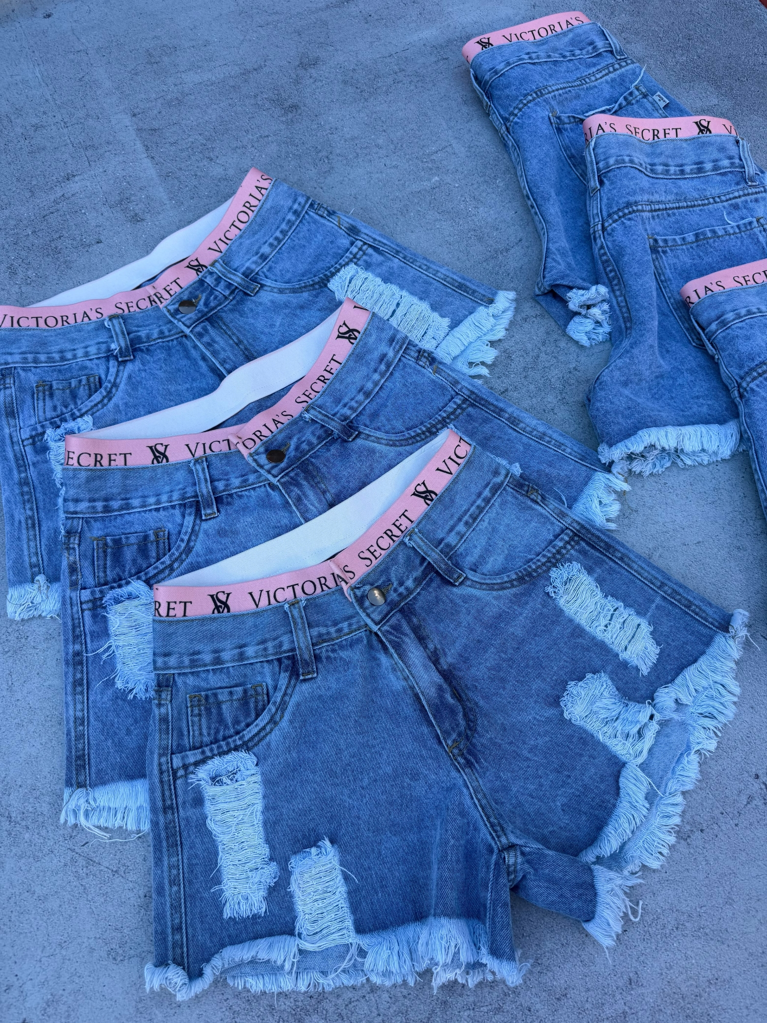 Shorts Vs - Imagen 3