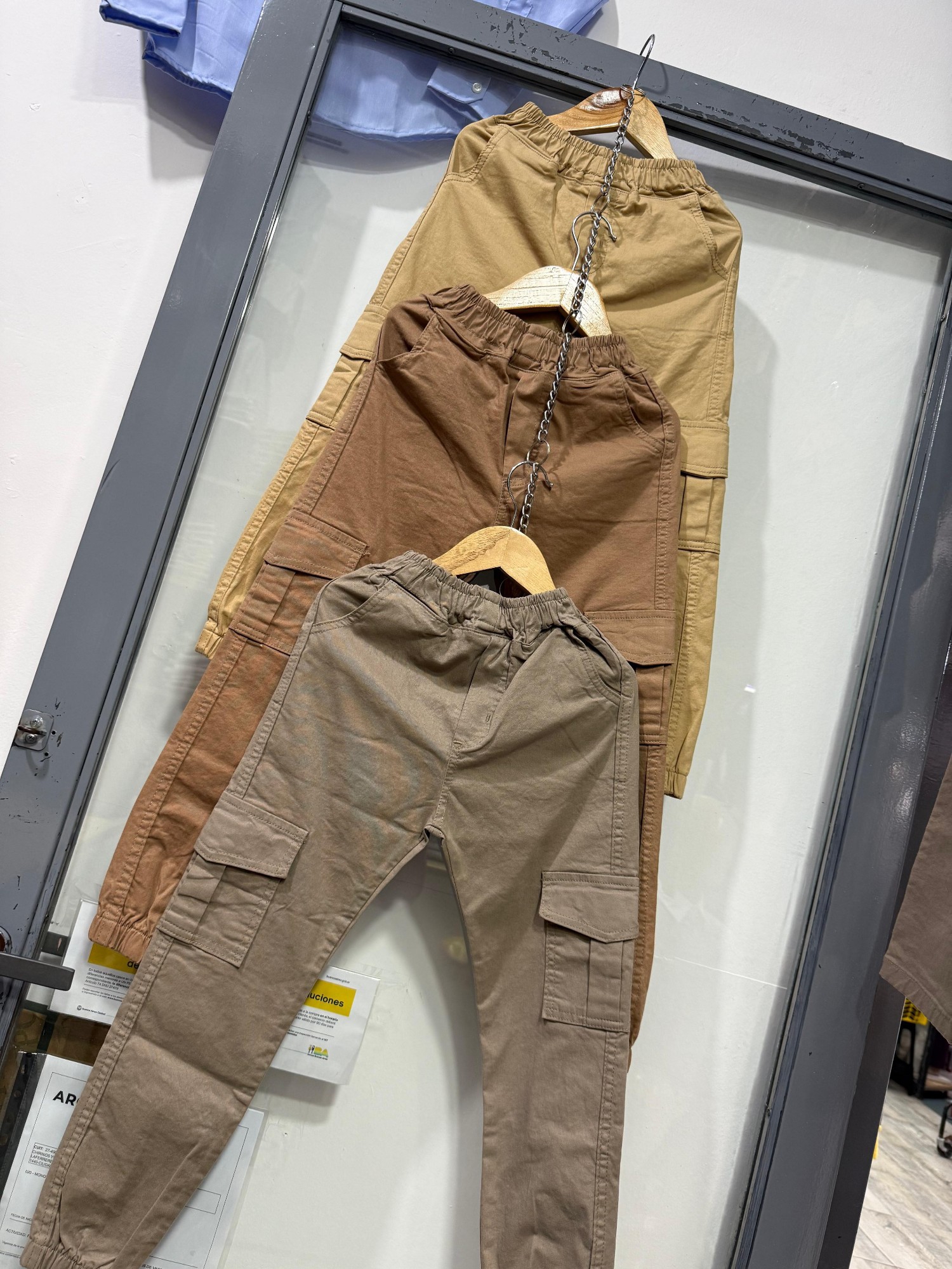 Pantalón Cargo con Puño - Imagen 3