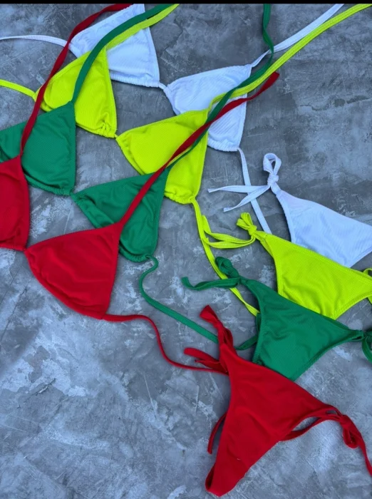 Bikini Triangulo Morley