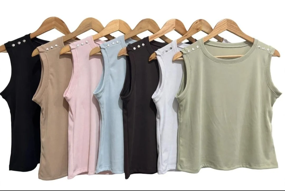 Musculosa con Tachas - Imagen 1