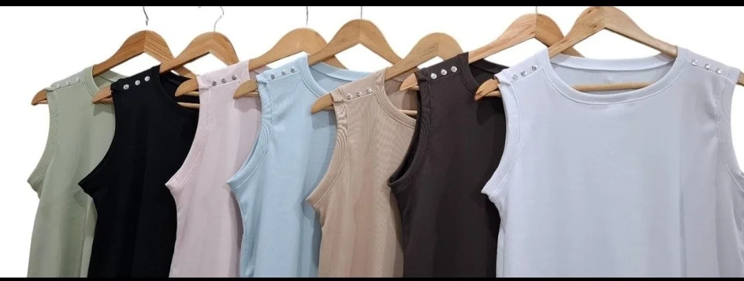 Musculosa con Tachas - Imagen 2