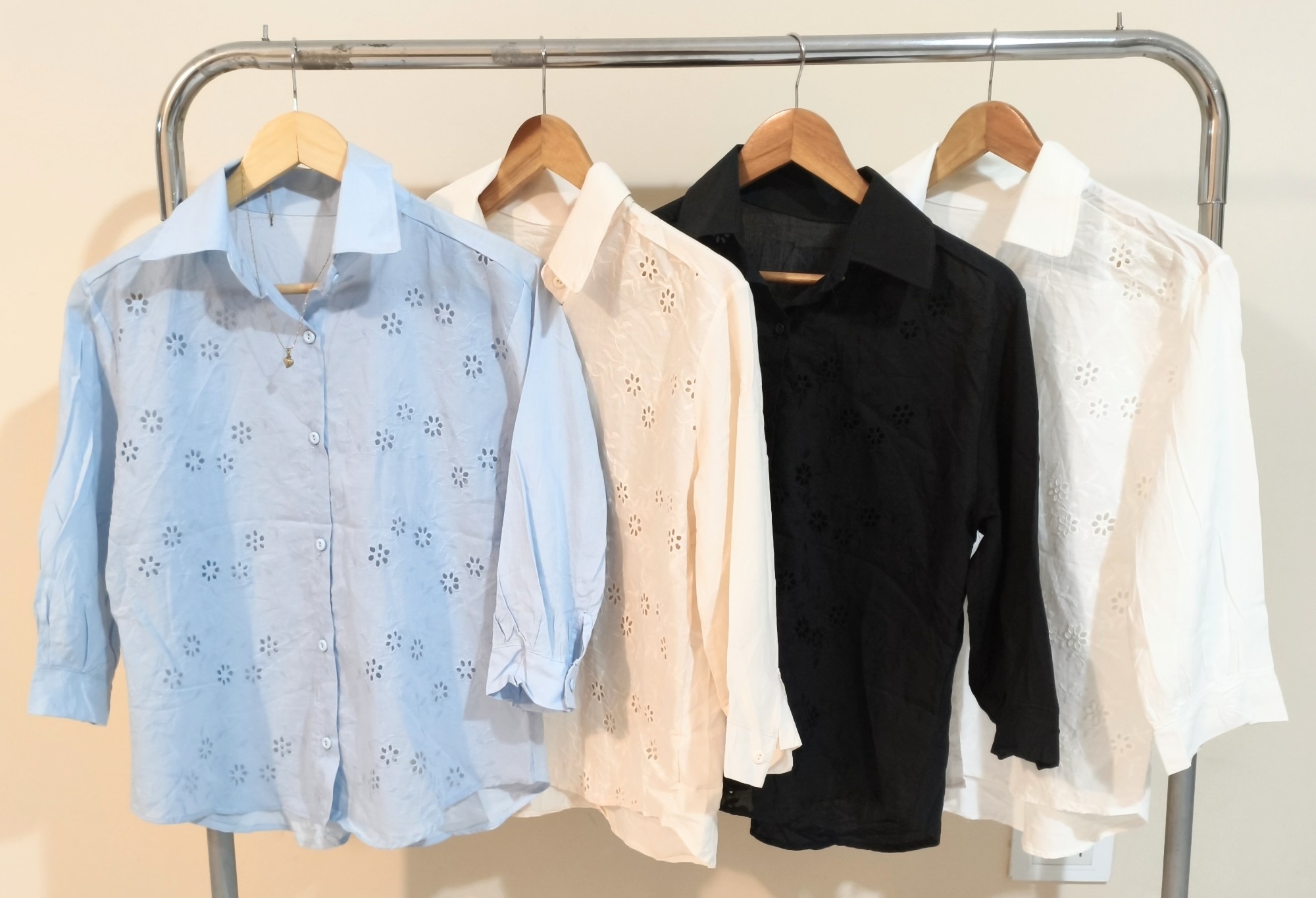 Camisa 3/4 de Lino Bordado!!! - Imagen 2