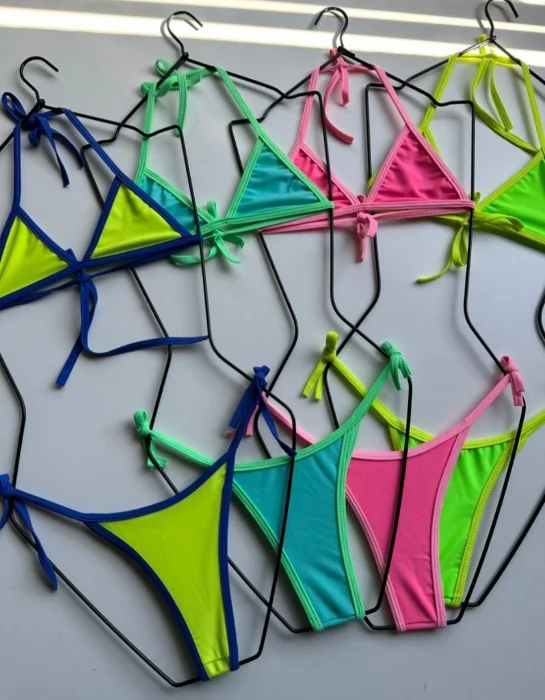 Bikinis (art. 8930)