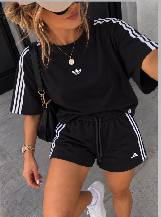 Conjunto Adi.das
