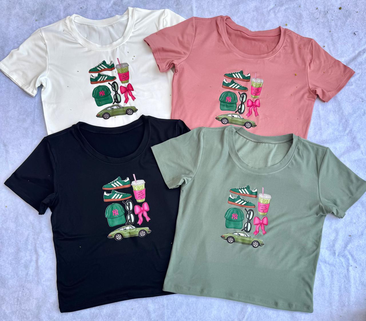 Remera Baby Tee "auto" - Imagen 2