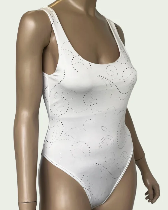 Body Microfibra Tachas sin Mangas