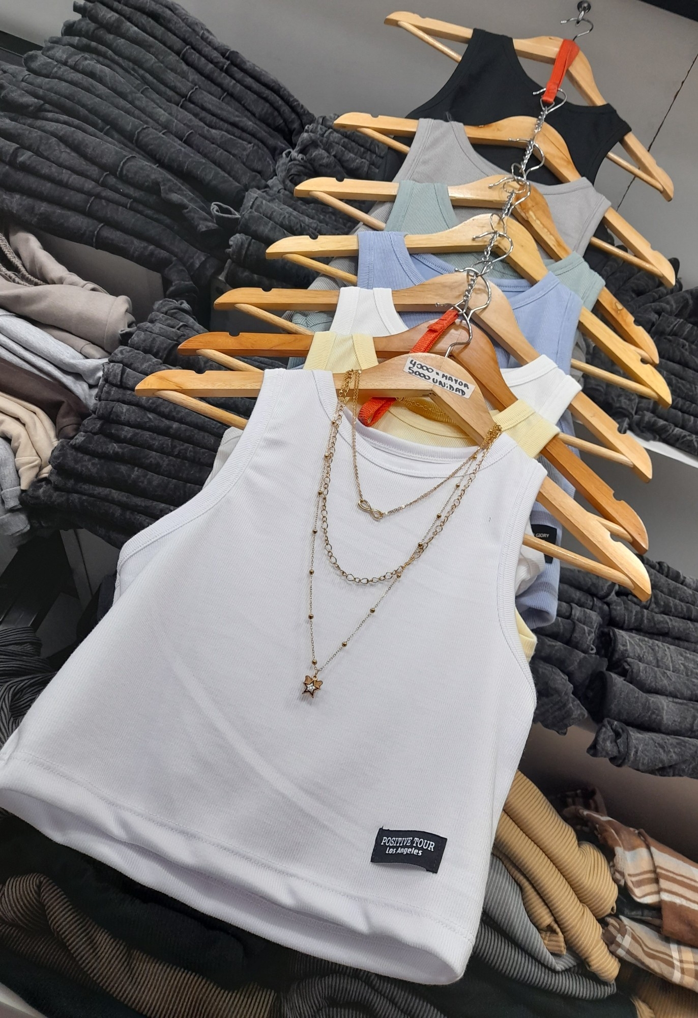Musculosa Vintage C/aplique - Imagen 3