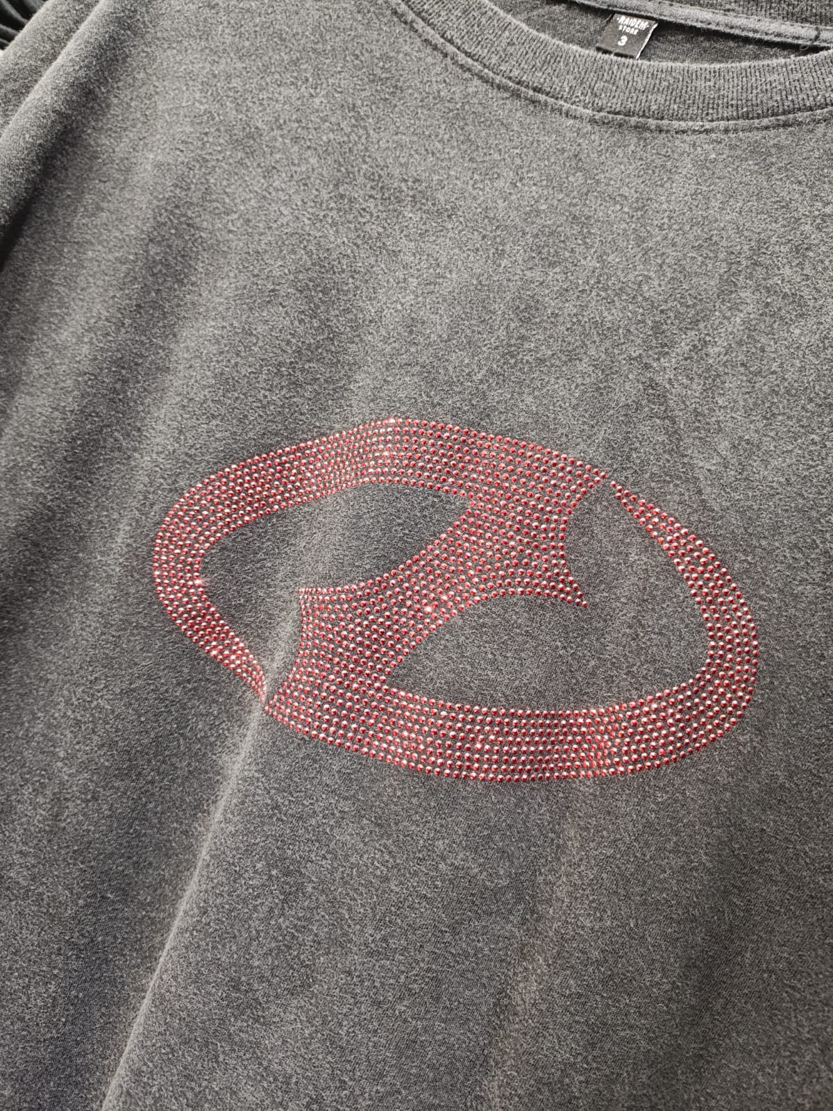 Remera Over Batick con Stras - Imagen 2