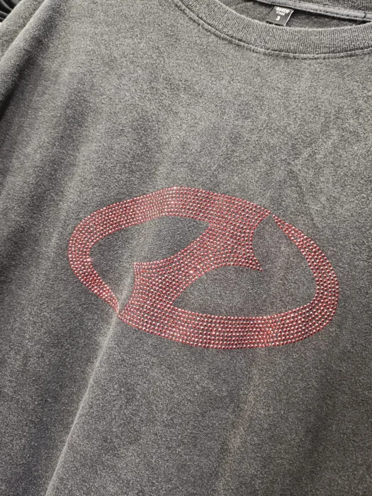 Remera Over Batick con Stras