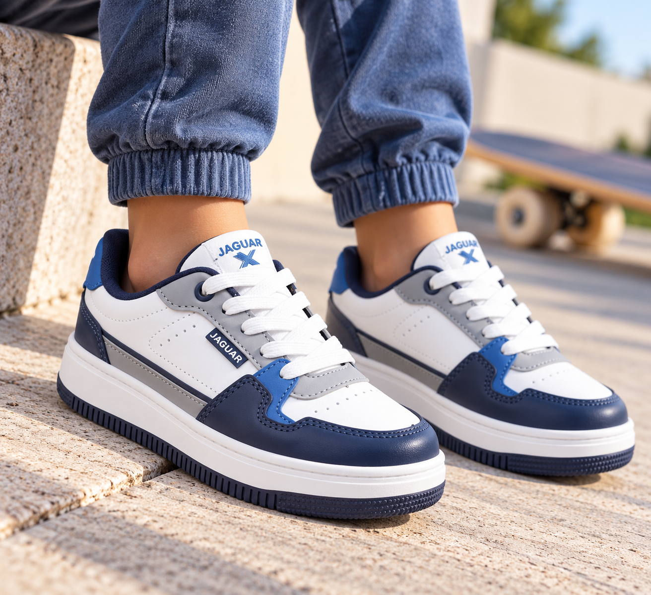 Zapatilla Urbana Niños Liviana Jaguar Importado Art. 4034 (28 al 35) - Zapatillas%20Jaguar%20en%20el%20skatepark.png