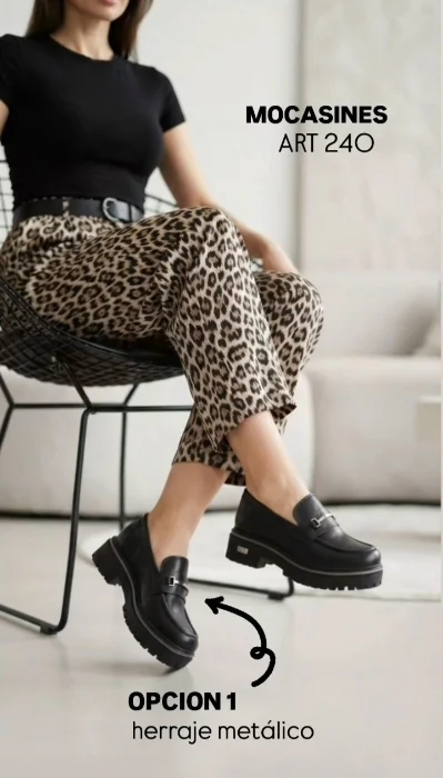 Mocasines  Art 240 con Aplique Metálico