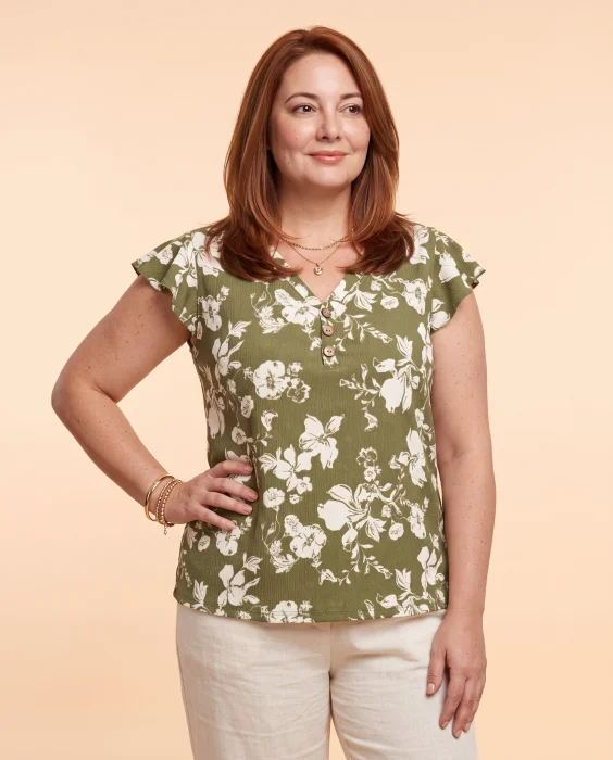 Musculosa con Botones y Volado en la Manga