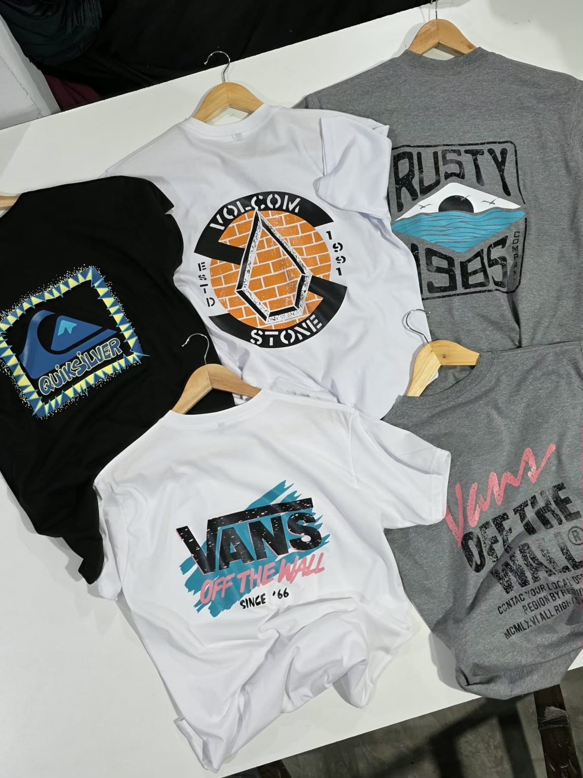 Remera Especial de Hombre Doble Estampa - Imagen 5