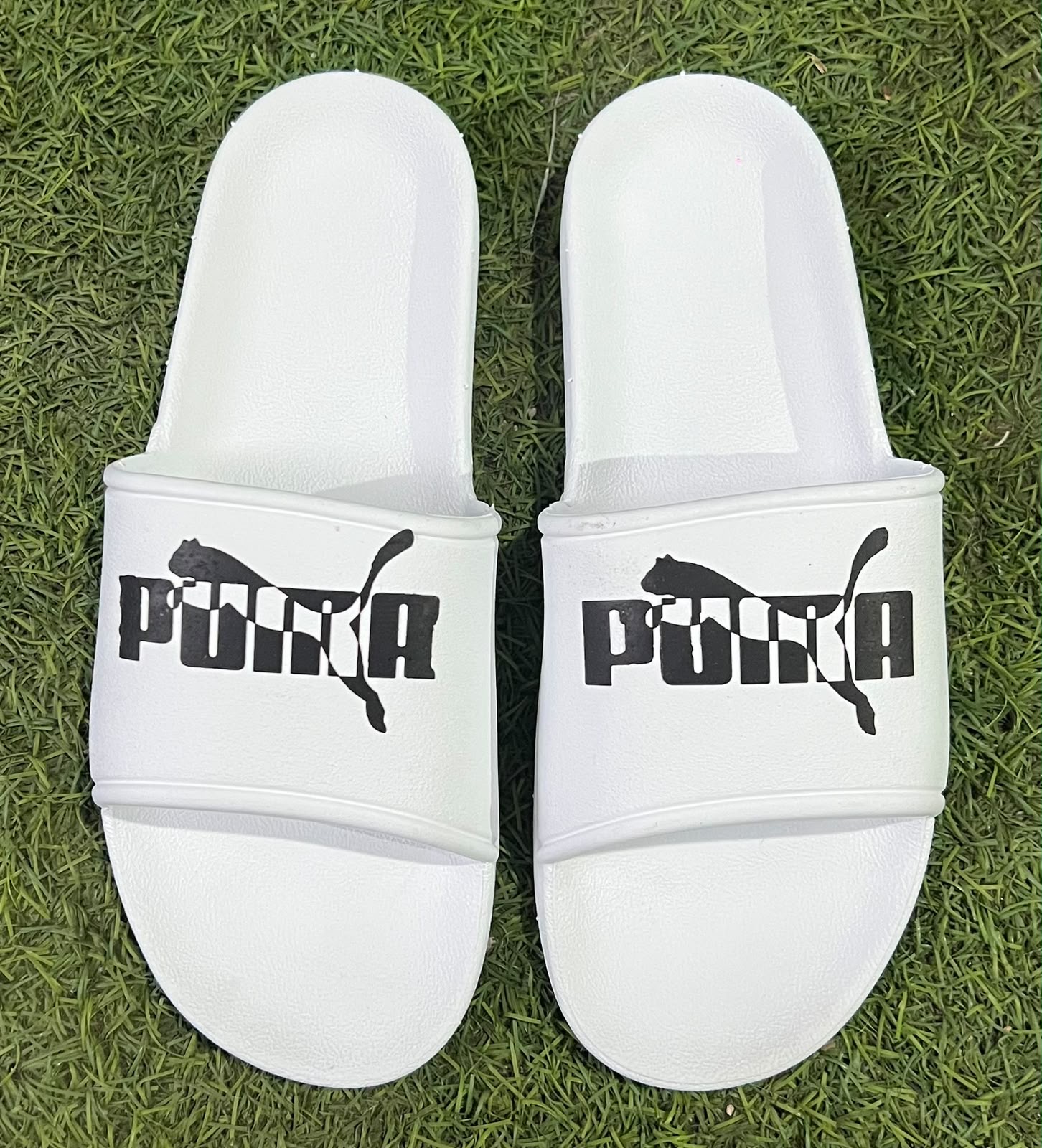 Chancletas Varias Marcas - 808e9899-460f-40f1-b323-a907d98a5bbc.jpeg
