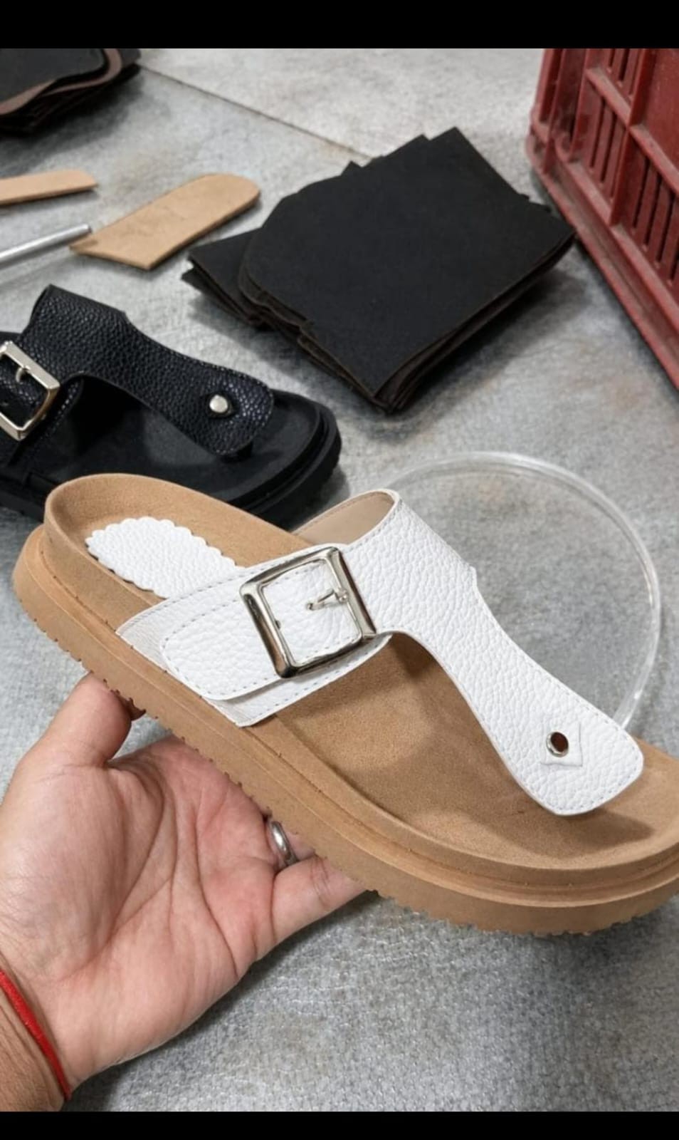 Sandalias Tipo Ojotas - Imagen 3