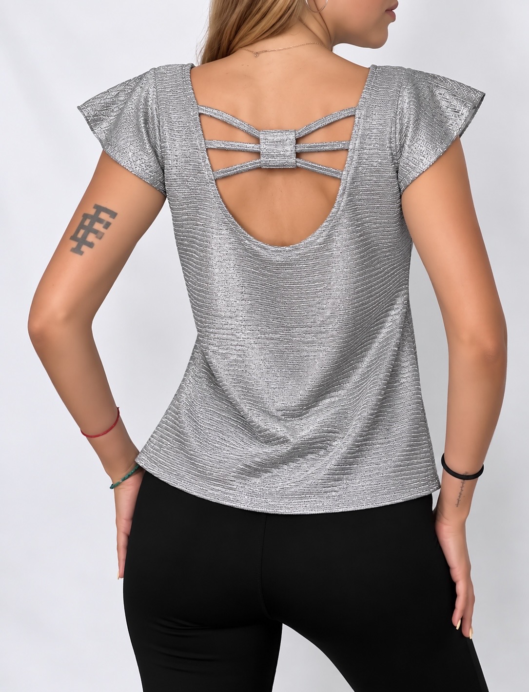 Blusa de Glitter - BE3DEDFE-575E-4014-A020-CCCDA7806EE1.jpeg