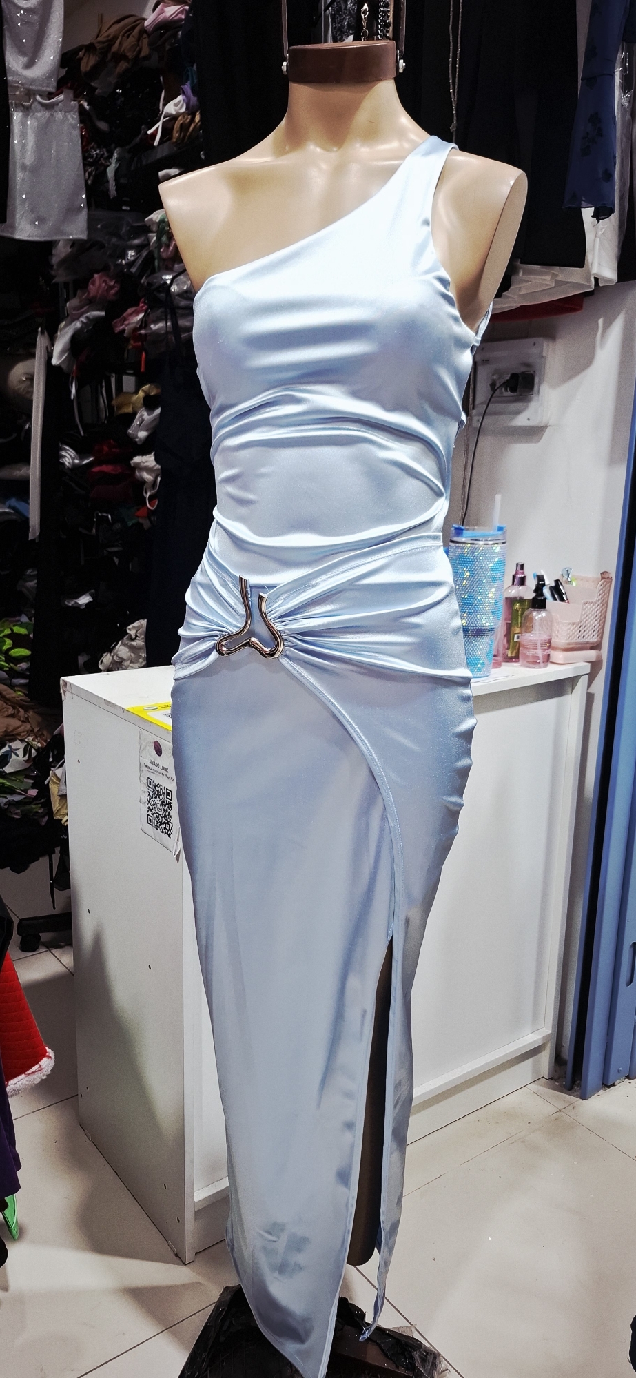 Vestido Aaimetrico Saten con Avio - Imagen 3