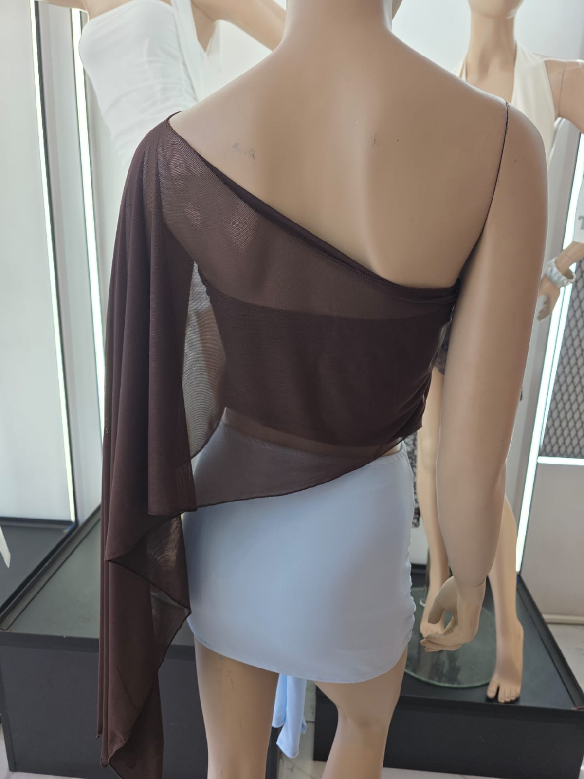 Top Strapless con Capa Tul Larga - top%201%20hombro%20manga%20capa%20(2).jpeg