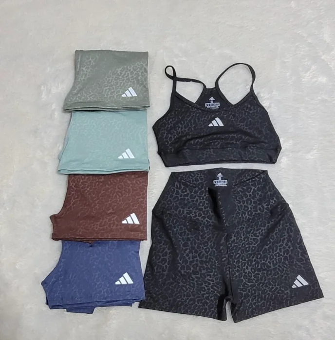 Conjunto Short y Top Print Adi
