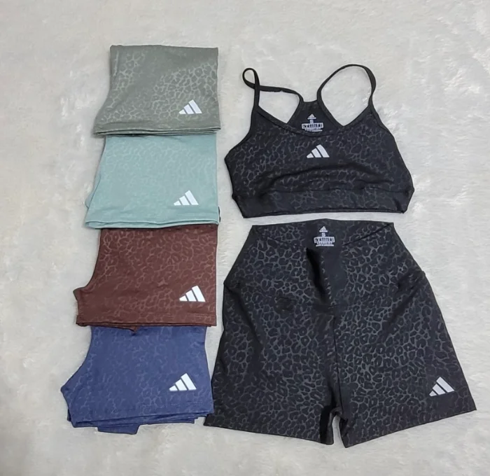 Conjunto Short y Top Print Adi