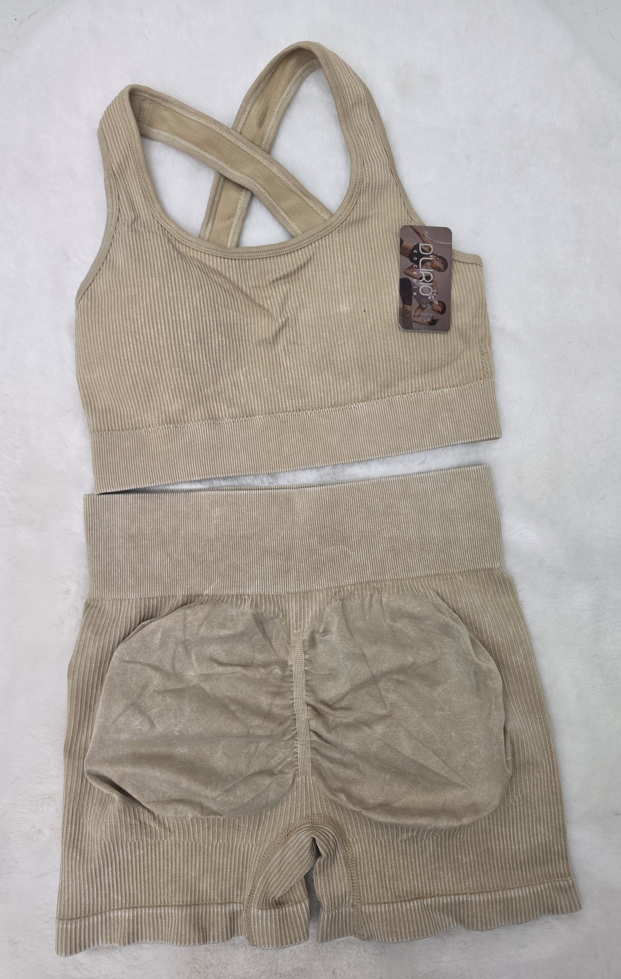 Conjunto con Frunce Importado - Imagen 3