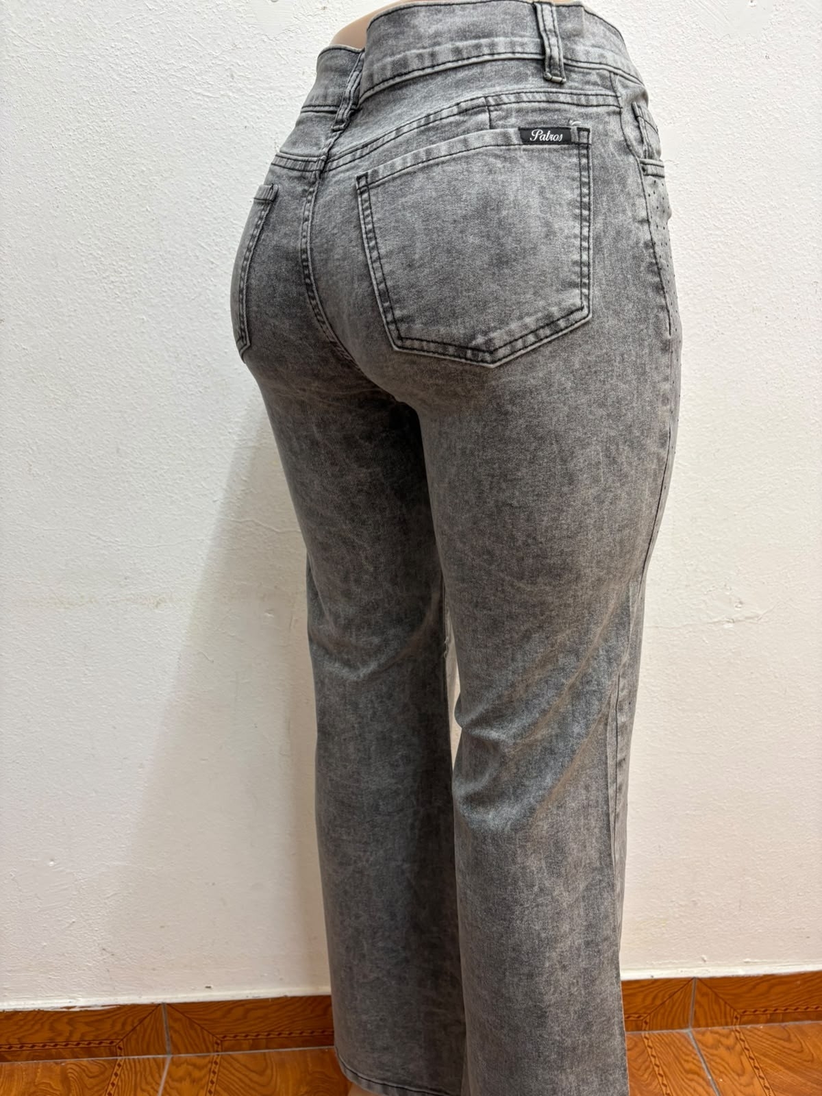 Wide Leg Gris Nevado con Brillos Negros - Imagen 3