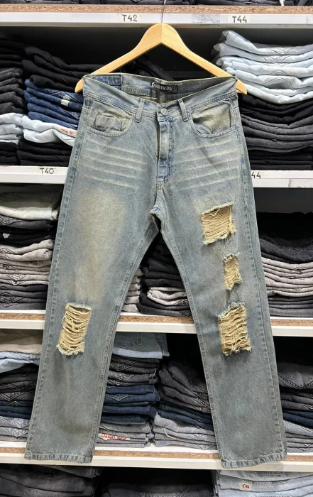 Jeans Mom Rotura Oxido Azul Celeste