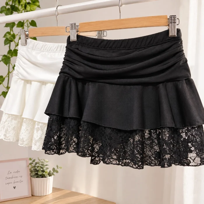 Short Pollera de Microfibra con Encaje