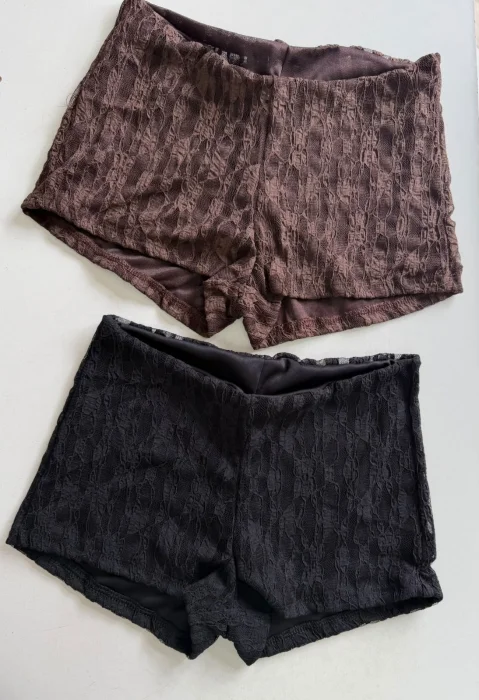 Short de Encaje Forrado