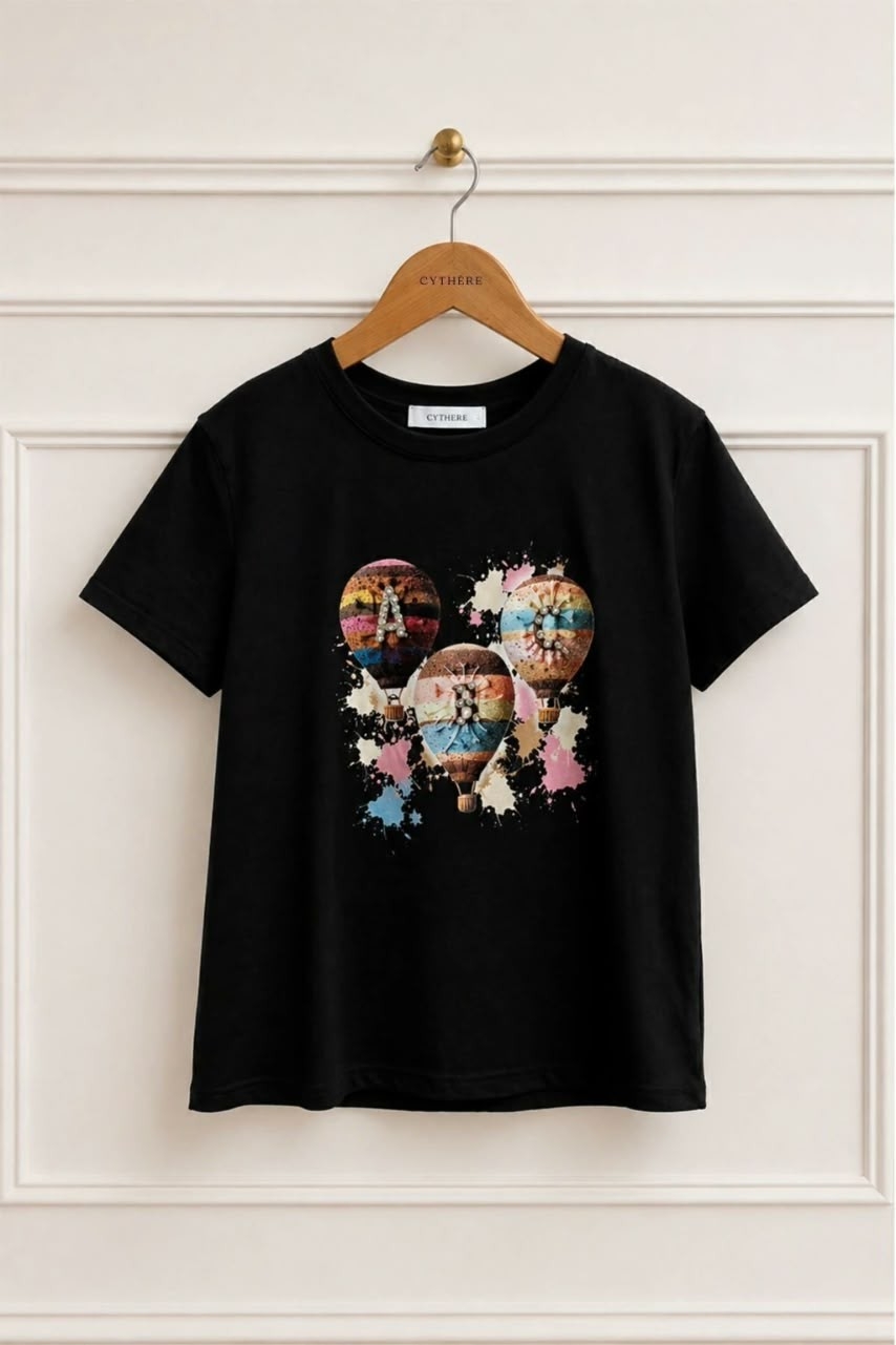 Remera Estampada.  con Brillos y Tachas - Imagen 3