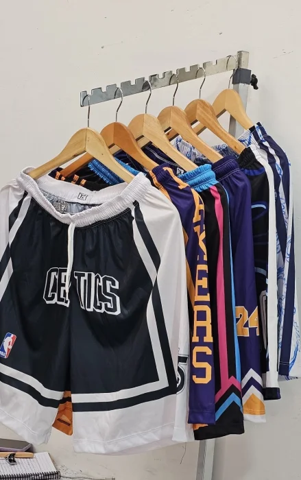 Short Sublimado