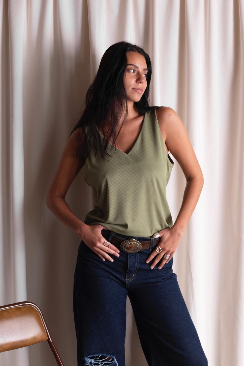 Musculosa Amira - WhatsApp%20Image%202026-10-19%20at%2015.56.54%20(8).jpeg