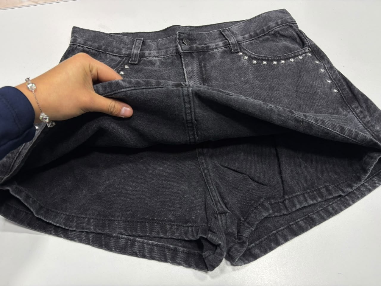 Short Pollera con Tachas - Imagen 2