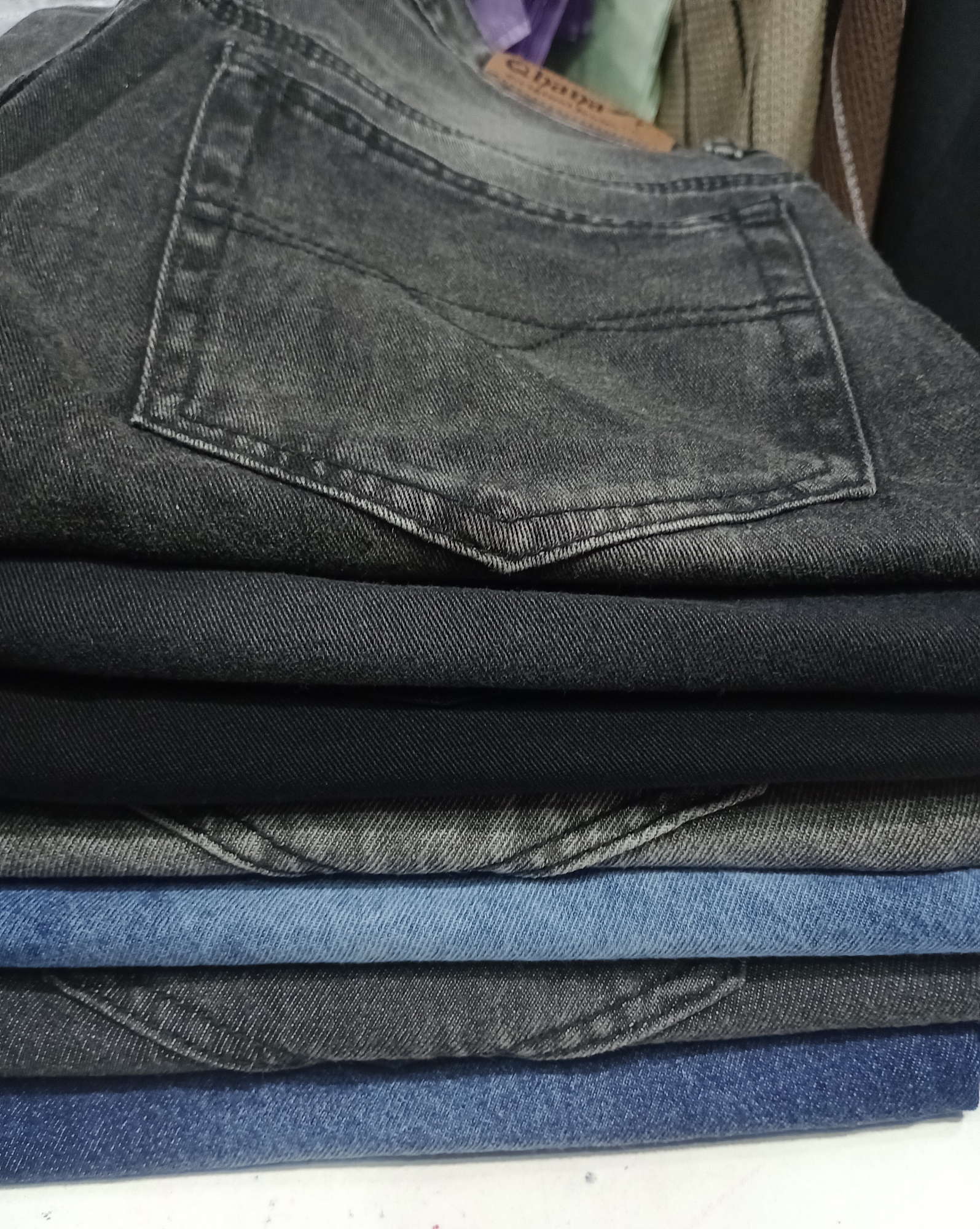 Bermuda  de Jeans Rijido Hombre:) - Imagen 3