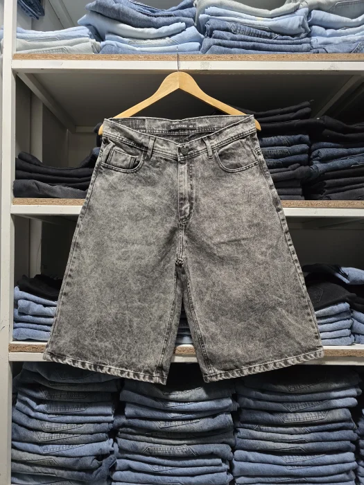 Bermuda Baggy Gris Nevado Claro