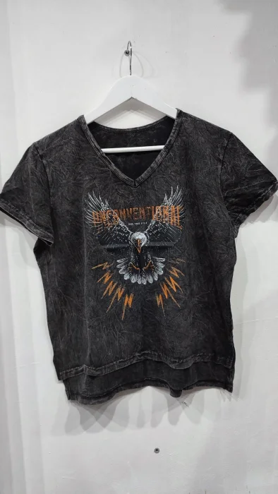Remera Batick