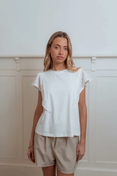 Remera con Volados