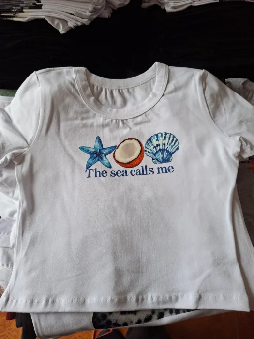 Baby Tees de Algodon con Lycra 30.1 Peinado Estampado