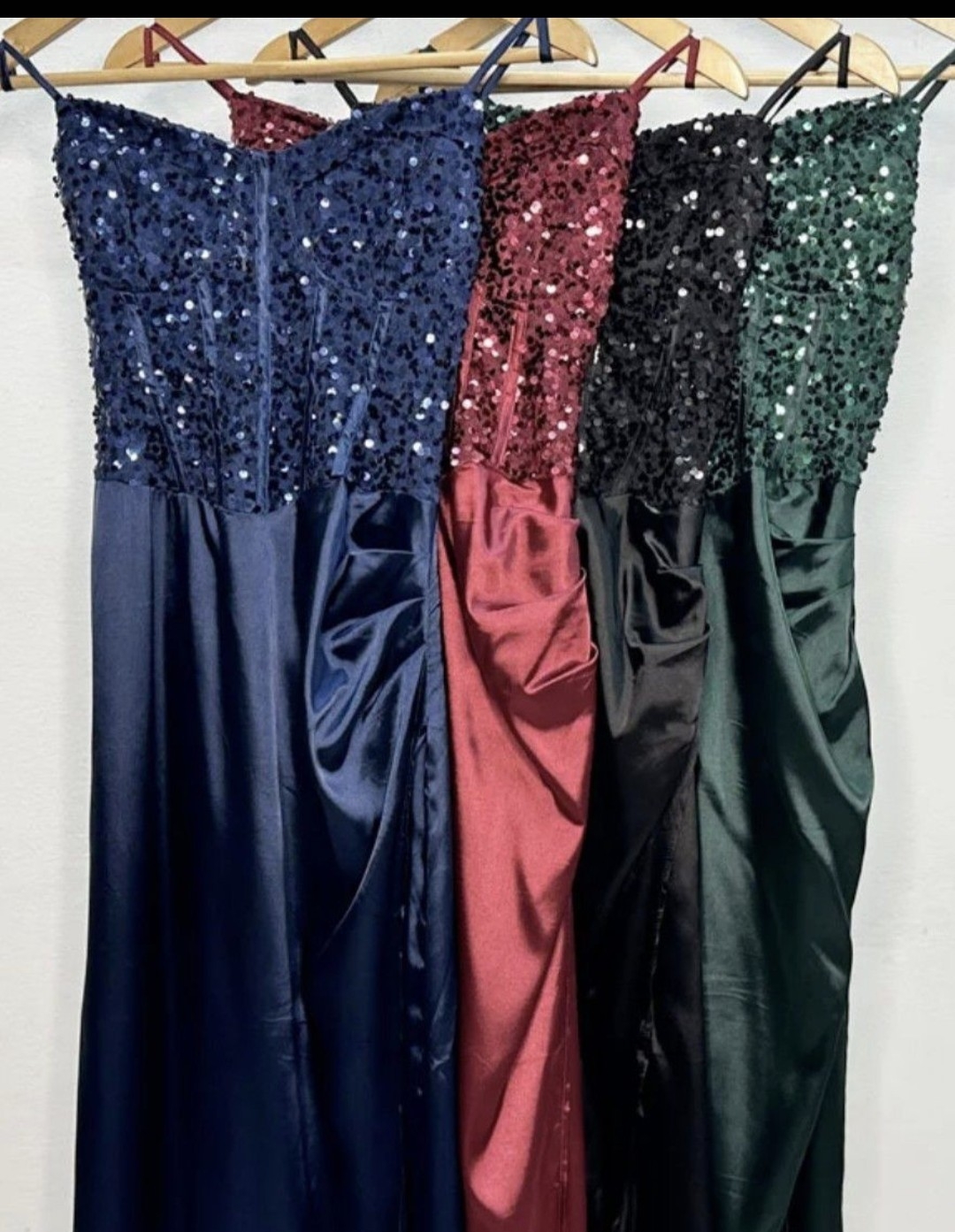 Vestido Importado Combinado con Lentejuelas - Imagen 3