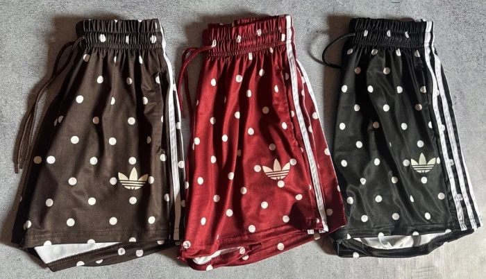 Short Adi Lunares