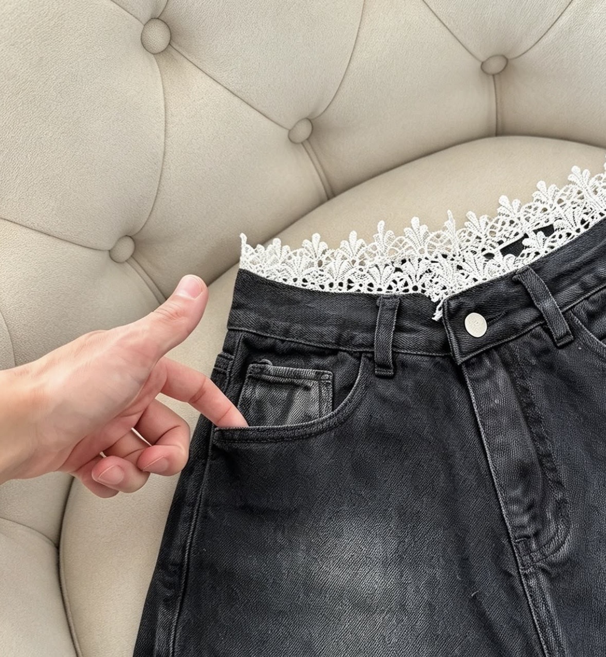 Short de Jeans Negro con Puntilla - IMG_0754.jpeg