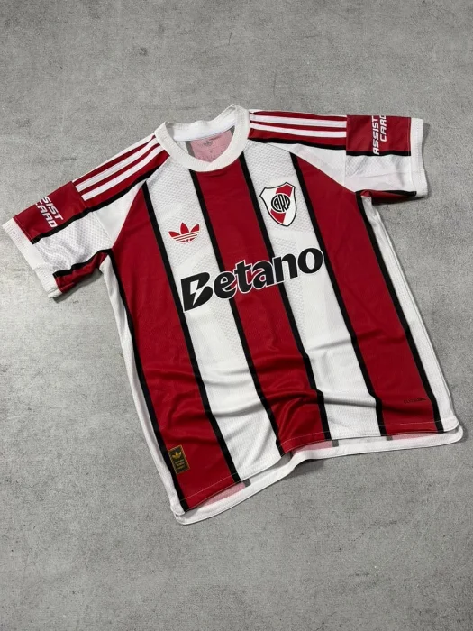 Camiseta River Tricolor Importada