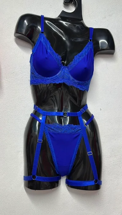 Conjunto de Lycra y Puntilla
