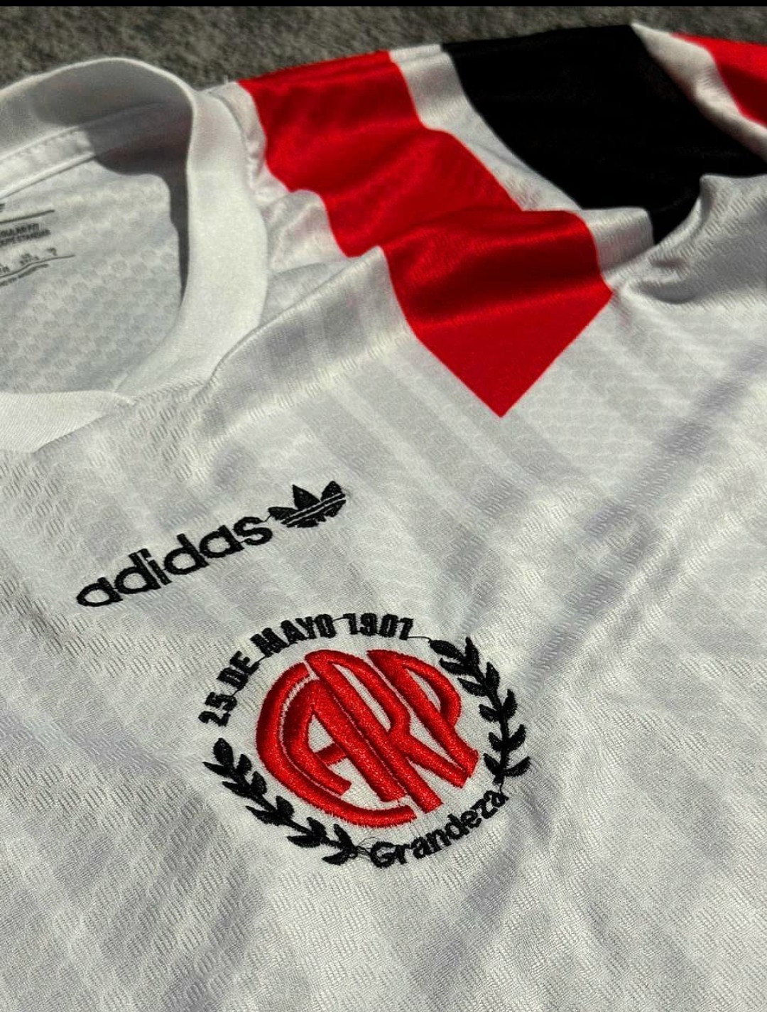 Camisetas Retro Premiums - Imagen 3