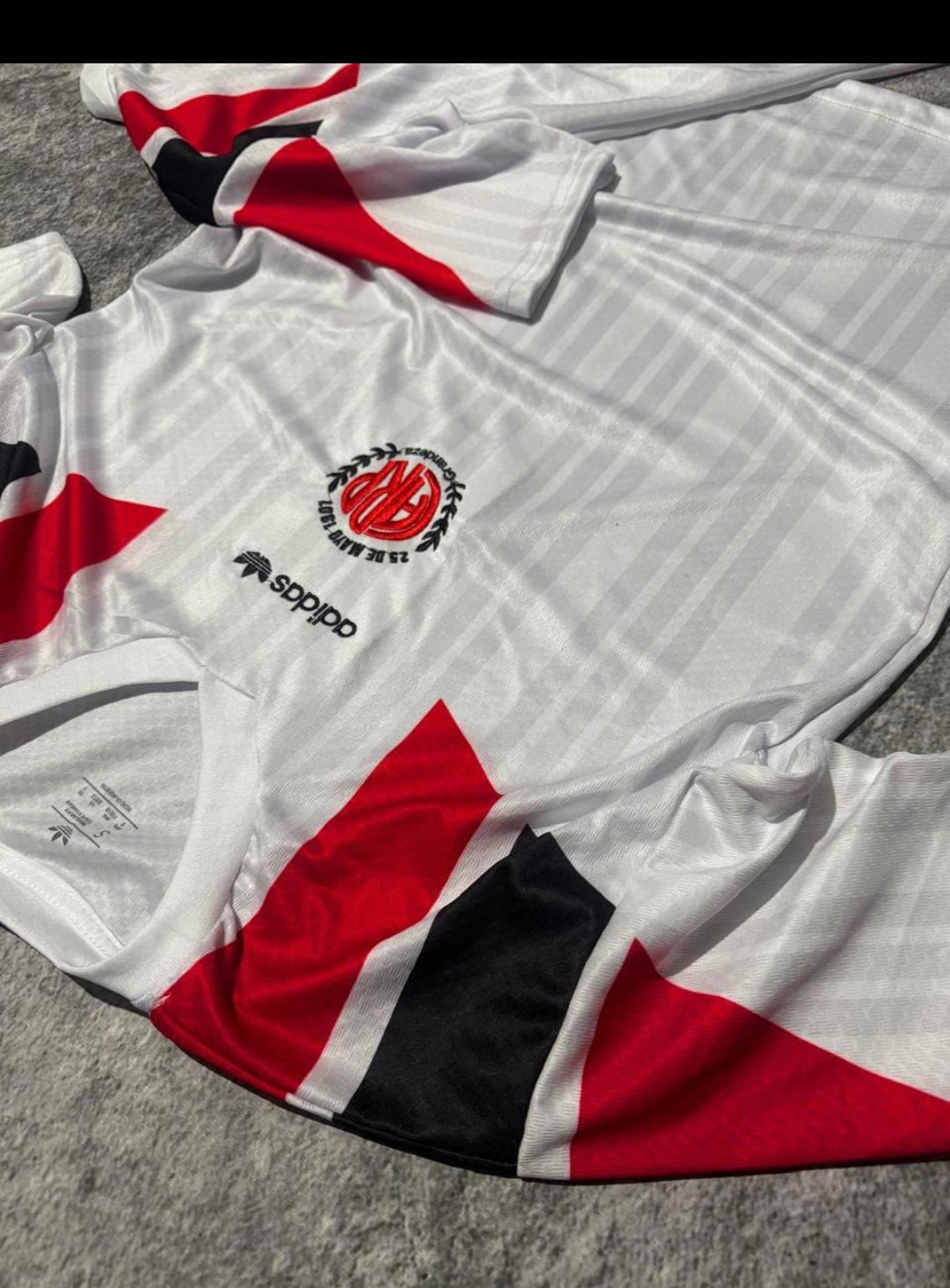 Camisetas Retro Premium - Imagen 7